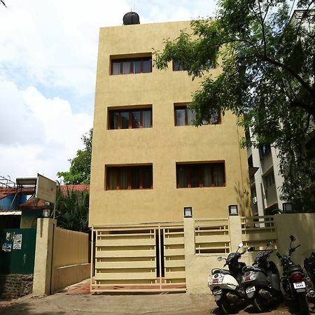 Oyo 13771 Executive Residency Hotel Pune Bagian luar foto