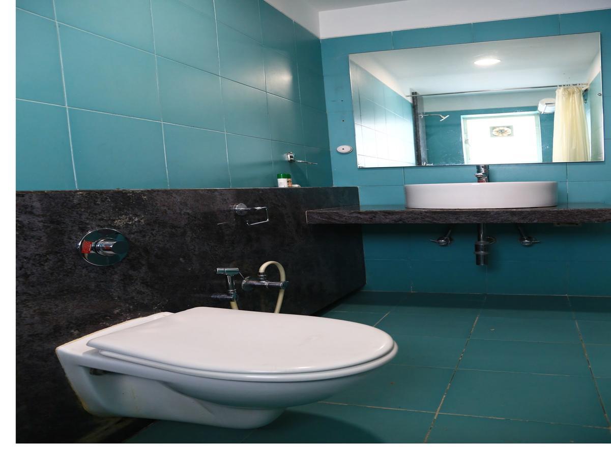 Oyo 13771 Executive Residency Hotel Pune Bagian luar foto