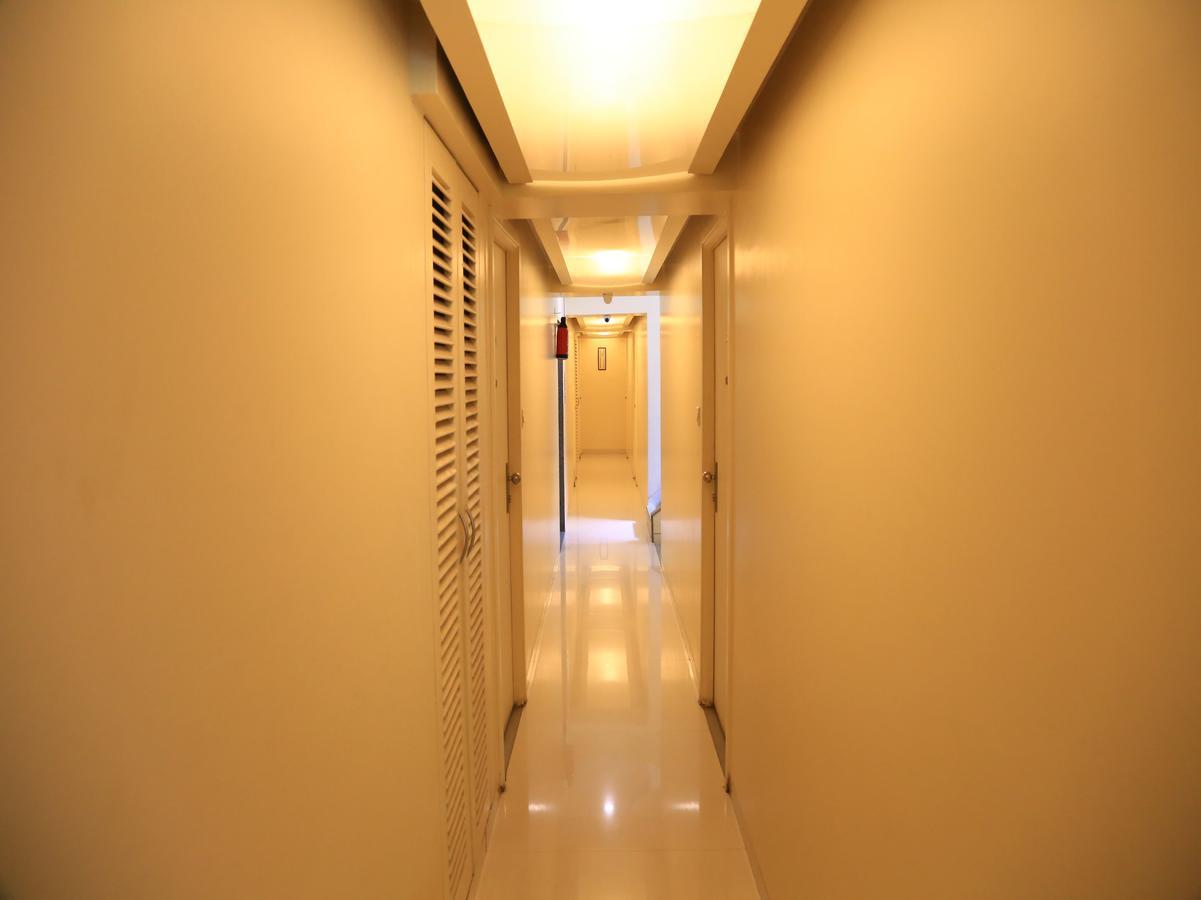 Oyo 13771 Executive Residency Hotel Pune Bagian luar foto