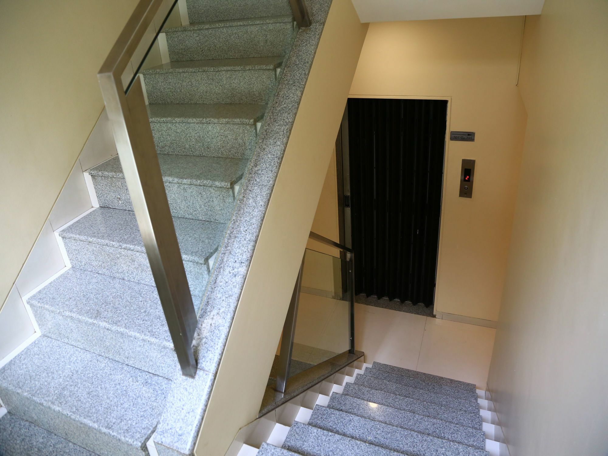 Oyo 13771 Executive Residency Hotel Pune Bagian luar foto