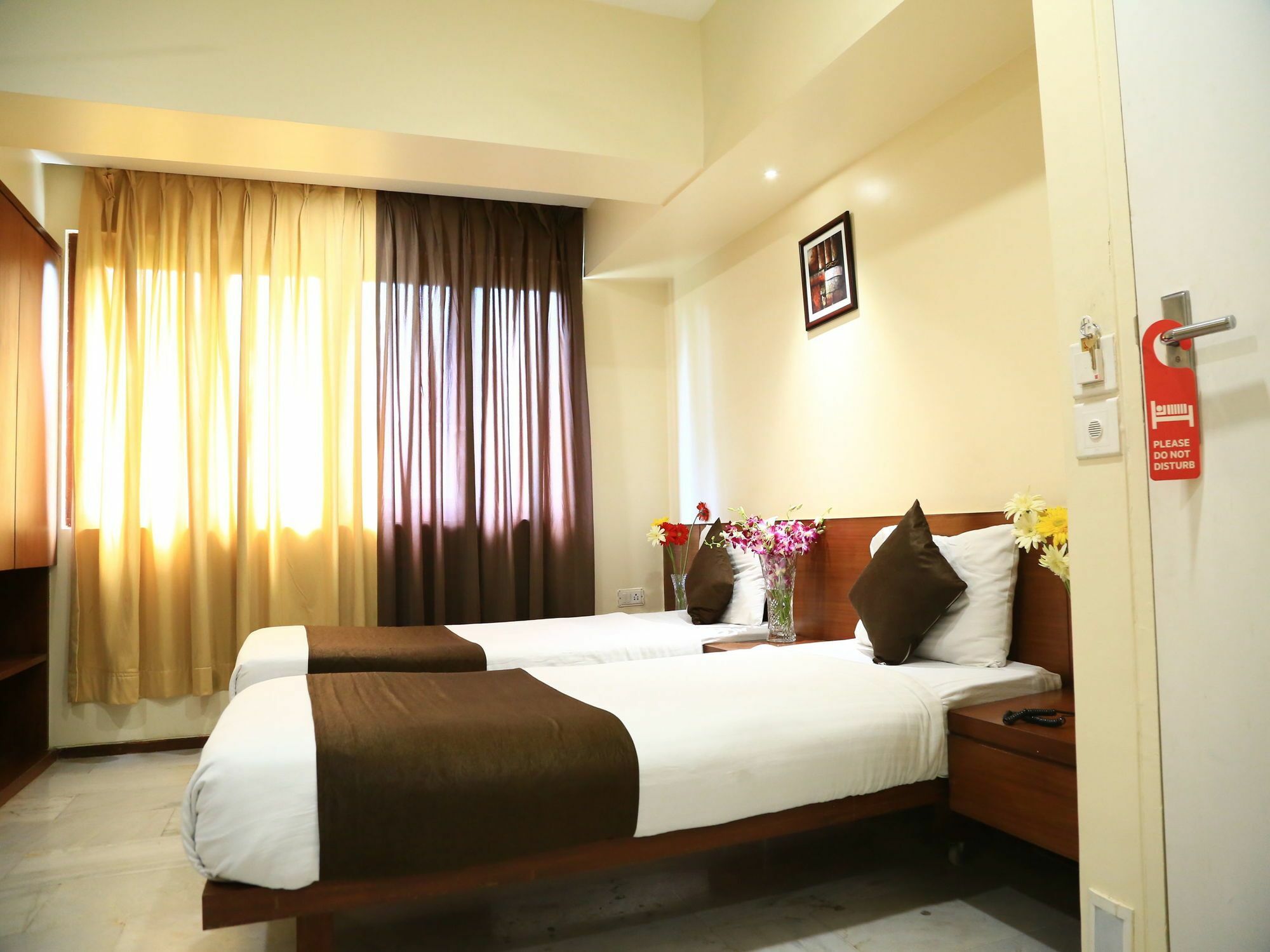 Oyo 13771 Executive Residency Hotel Pune Bagian luar foto