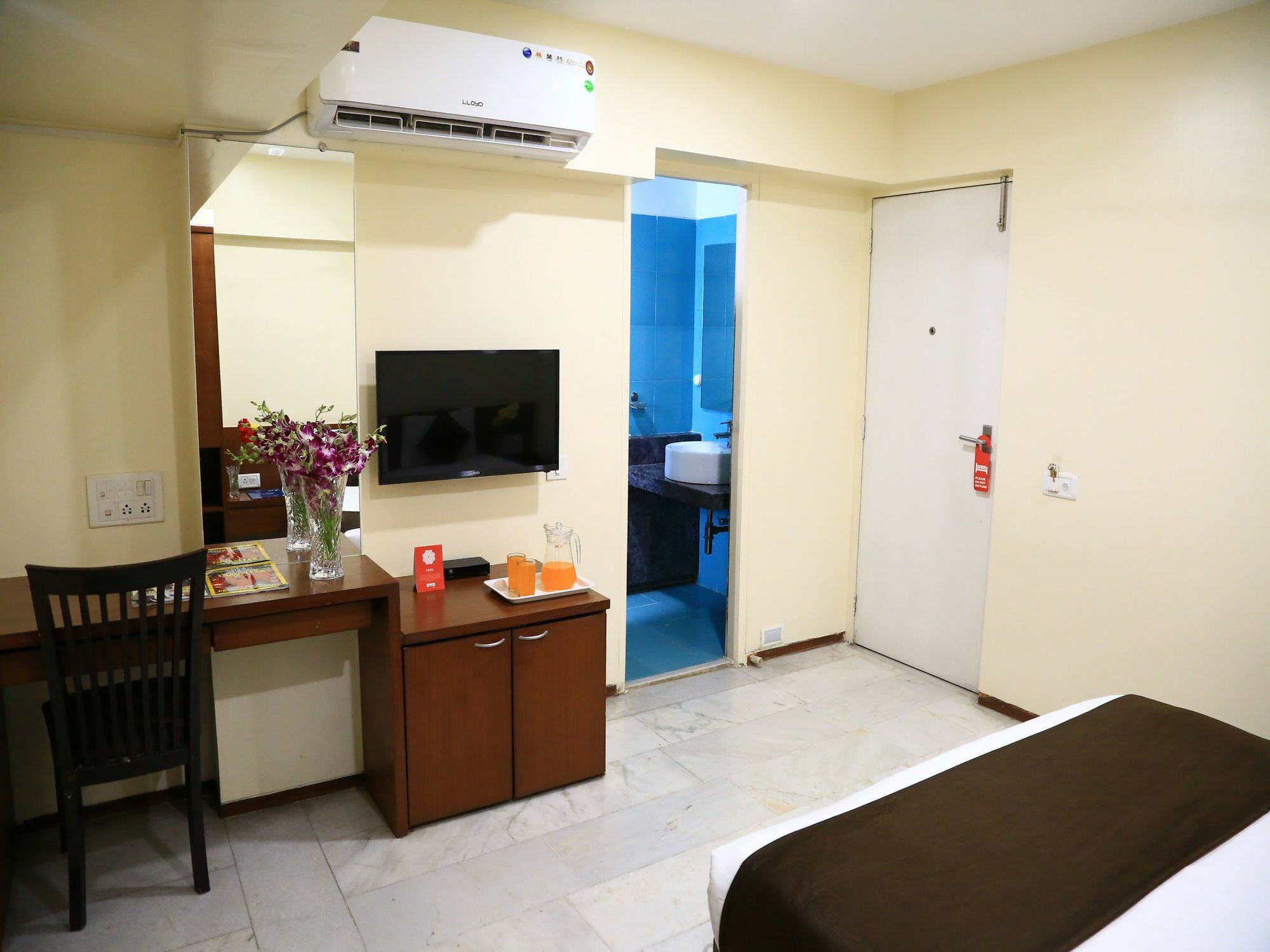 Oyo 13771 Executive Residency Hotel Pune Bagian luar foto
